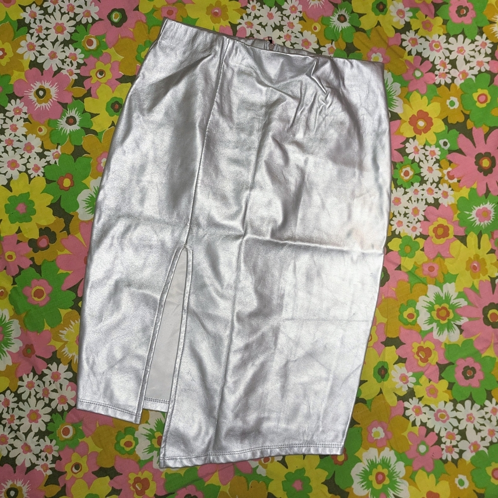 Y2K Silver Faux Leather Skirt size M